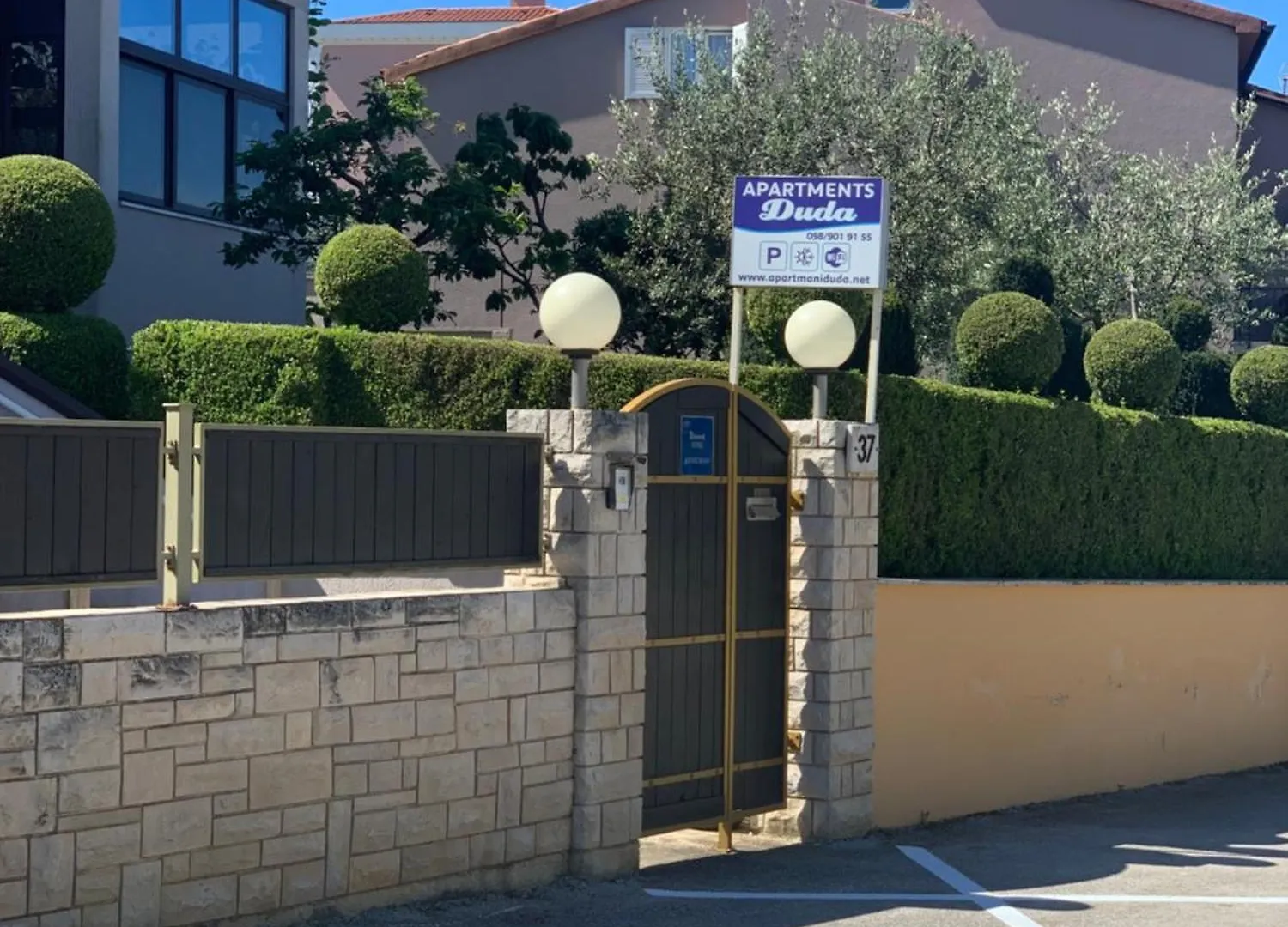 Apartments Duda Pula 0*,