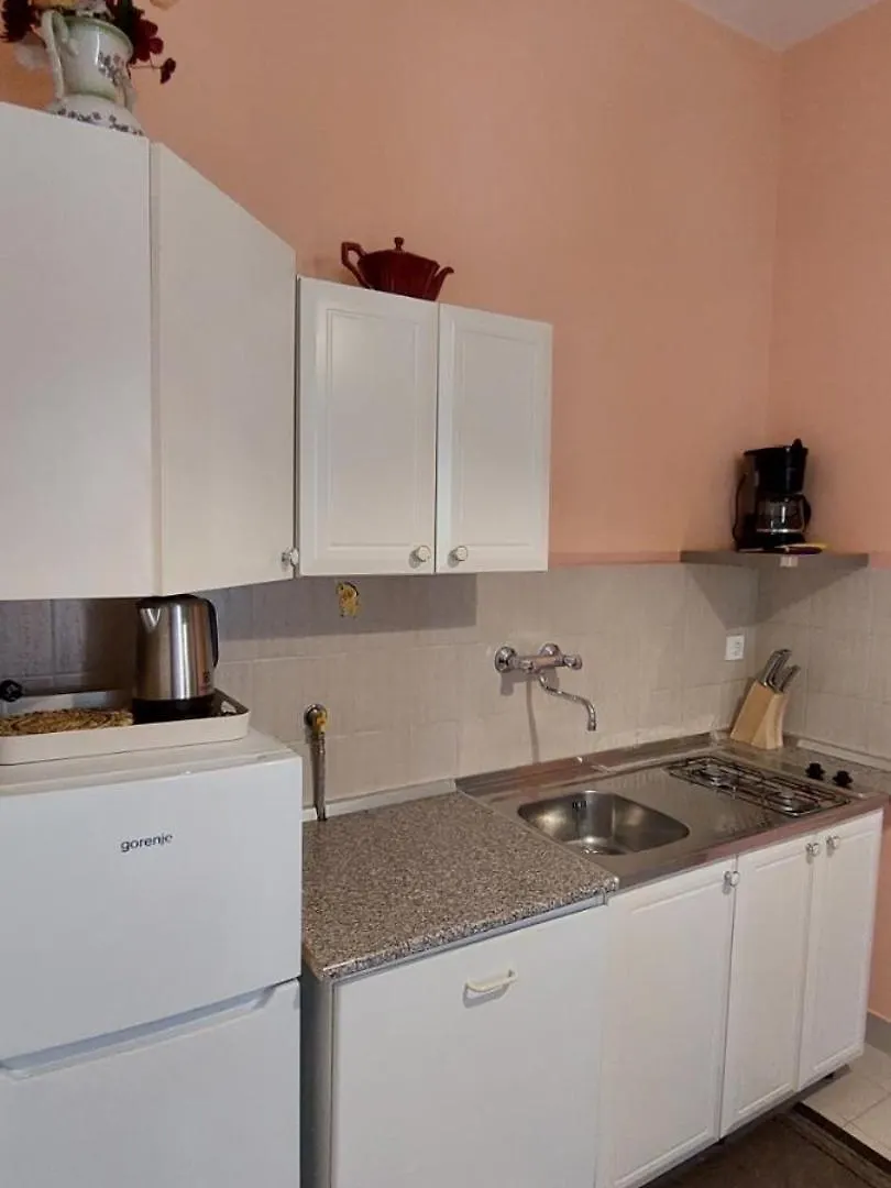 Apartments Duda Pula 0*,